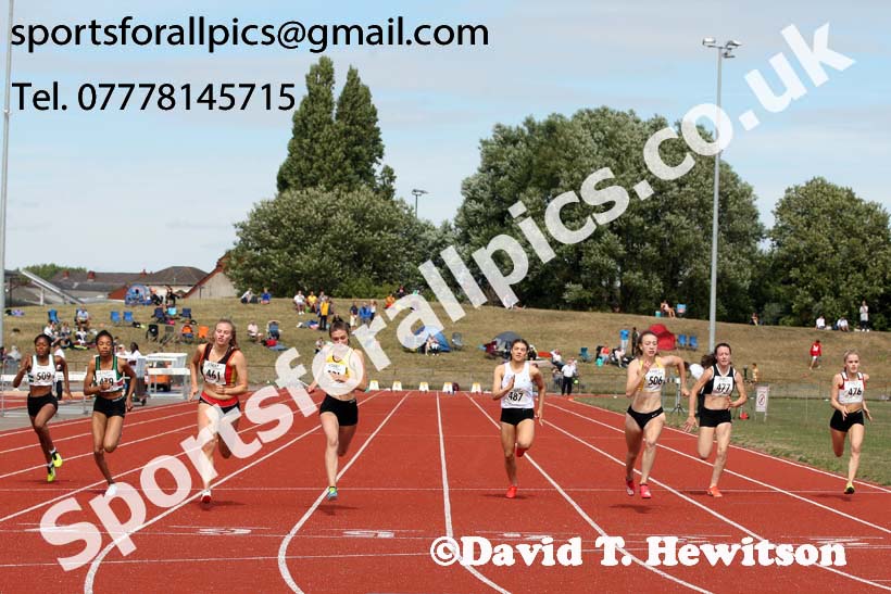 Womens under-17s 100 metres, 2018 Northern Under-17s/U-15s/U-13s Champs., Wavertree Athletics Centre, Liverpool. Photo: David T. Hewitson/Sports for All Pics